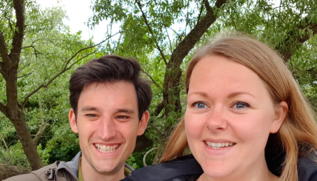 Happy faces toen we de geocachen hadden gevonden! - FinanceMonkey